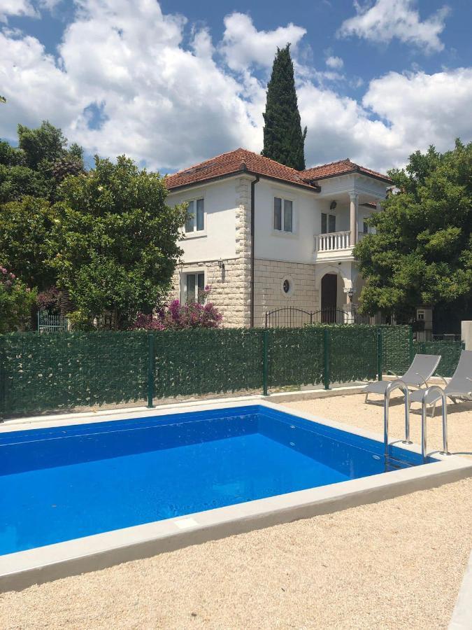 Soko Apartments Huoneistohotelli Soko Herceg Novi Dış mekan fotoğraf